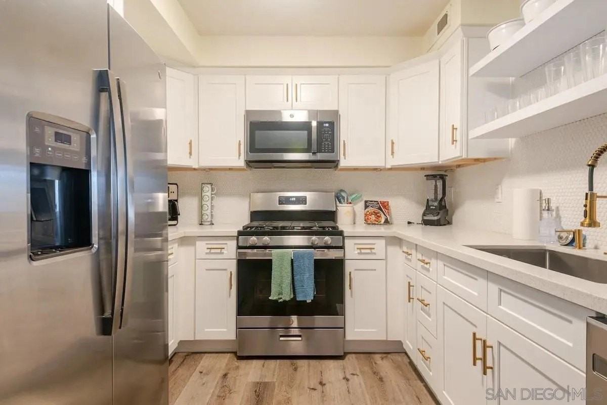 12261 Carmel Vista Rd #175 - Photo 3 of 40
