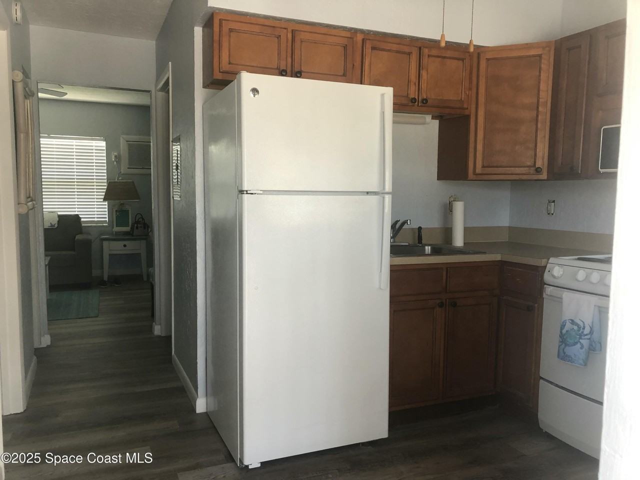 380 N Brevard Ave #C7 - Photo 6 of 10