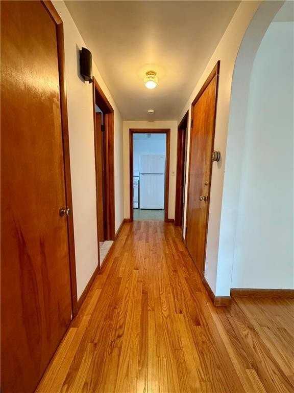 25 Thurston Ave - Photo 7 of 12