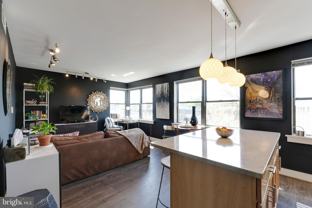 212 Oakwood St Se #322 - Photo 1 of 1