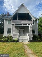 featured image of 421 E Lake Ave