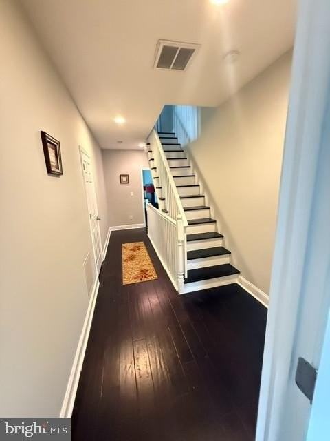 1046 W Lombard St - Photo 2 of 20