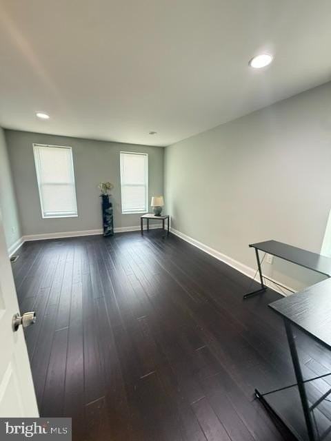 1046 W Lombard St - Photo 7 of 20