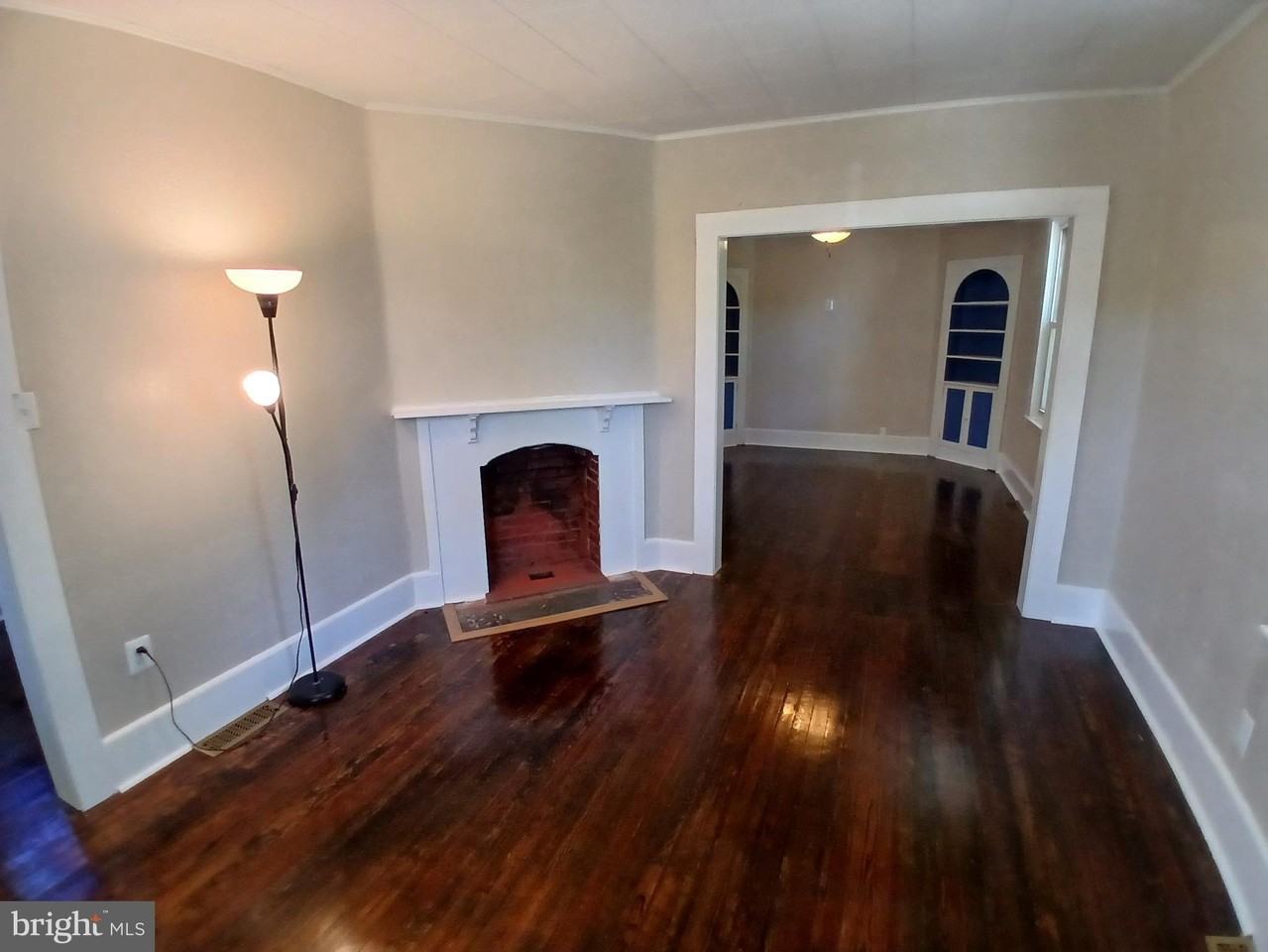 8704 Rhode Island Ave - Photo 6 of 20