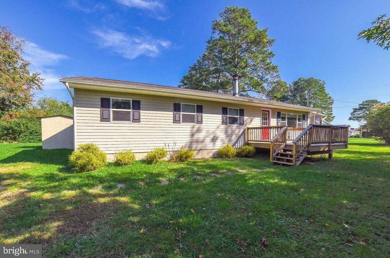 16100 Thomas Rd - Photo 2 of 20