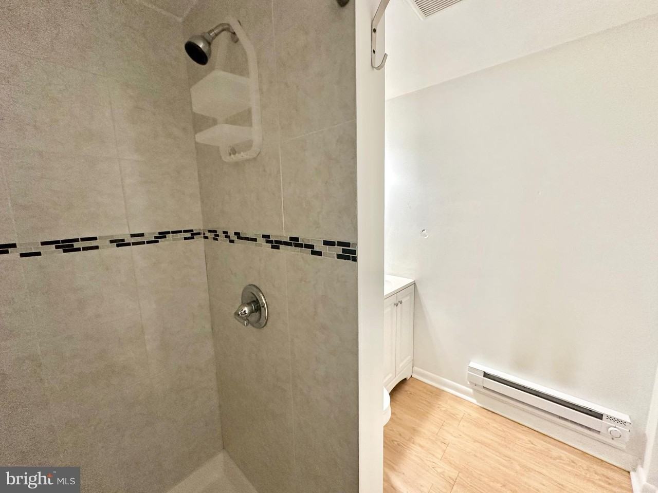 339 N Front St #D - Photo 4 of 4