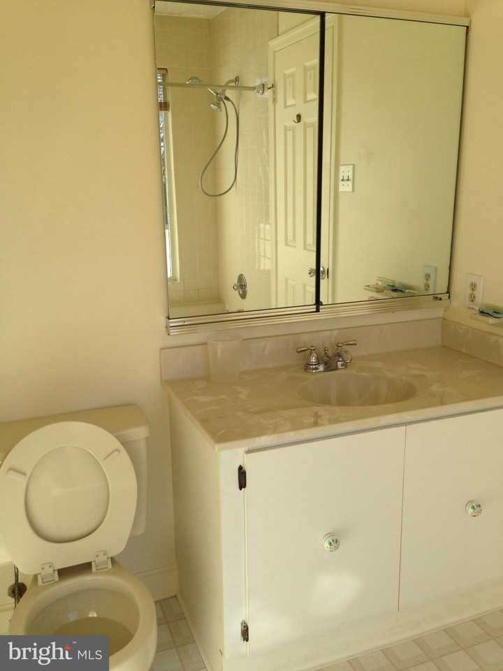 350 New Market Ct - Photo 7 of 9