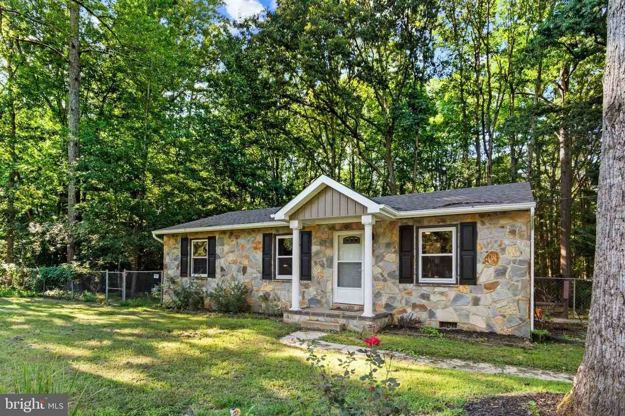 5539 Cedon Rd - Photo 4 of 26