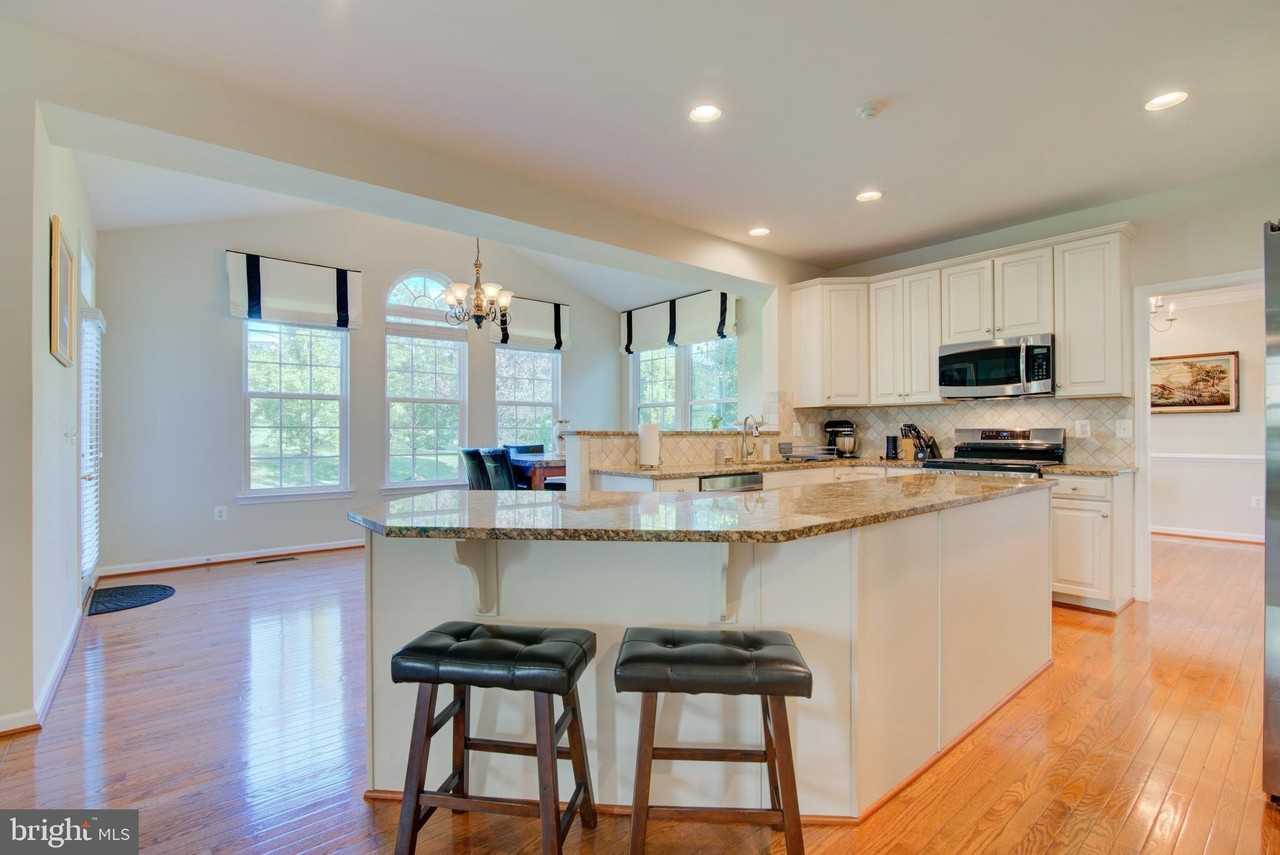 25291 Kilkeen Way - Photo 7 of 49