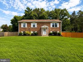 1111 Amherst Ave - Photo 1 of 1