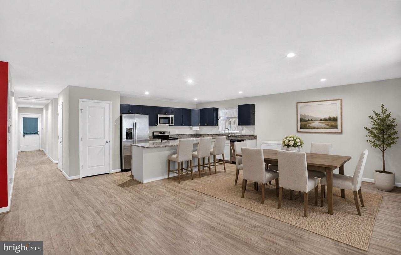 230 12th St - Photo 5 of 20