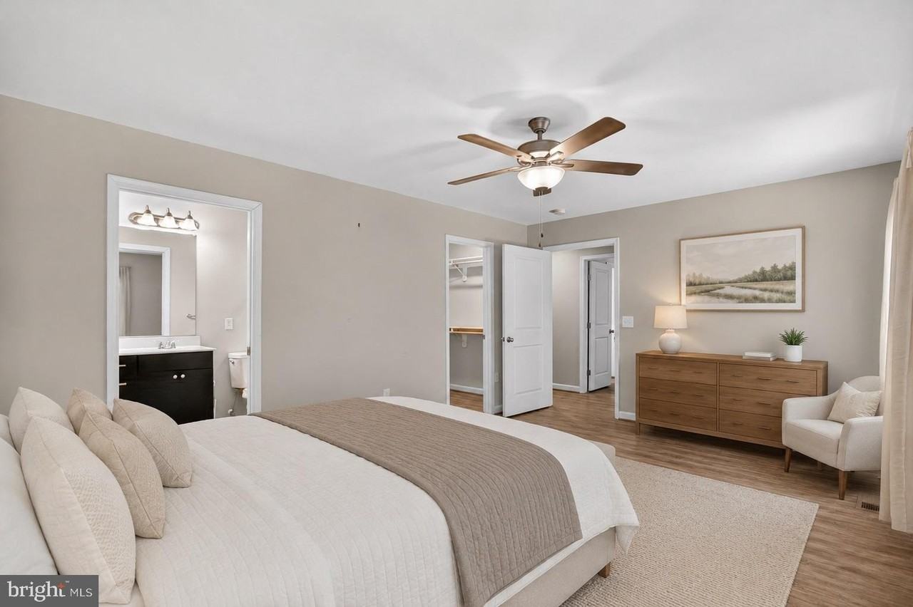 230 12th St - Photo 6 of 20