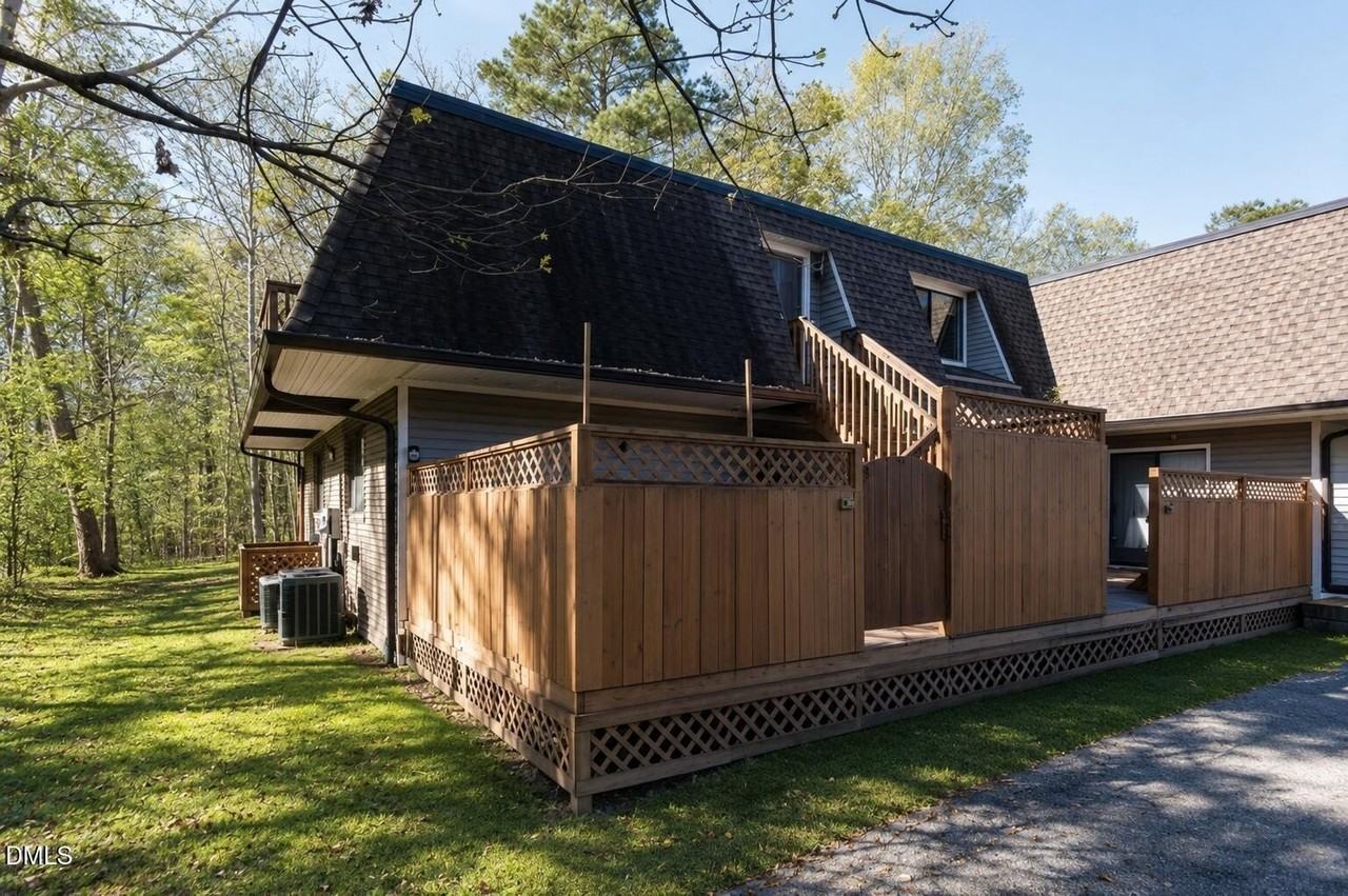 361 Summerwalk Cir - Photo 5 of 11