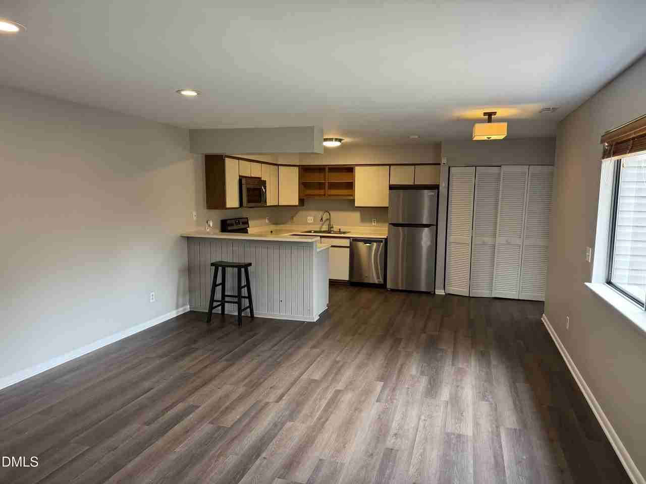 361 Summerwalk Cir - Photo 7 of 11