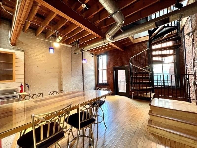 49 S 14th St #2 - Photo 3 of 21