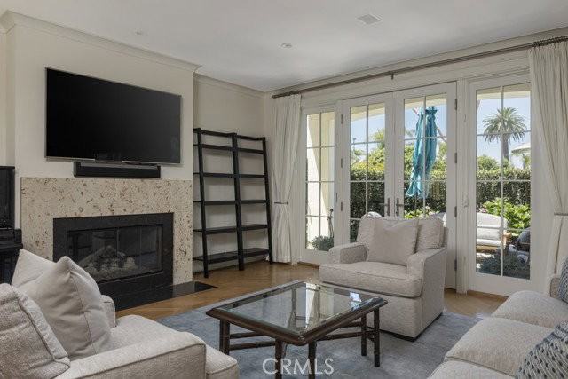 512 Avocado Ave - Photo 2 of 8