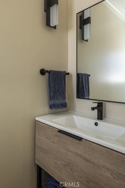 512 Avocado Ave - Photo 7 of 8