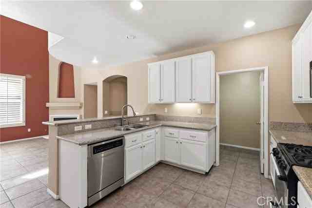 12 Atwater - Photo 6 of 8