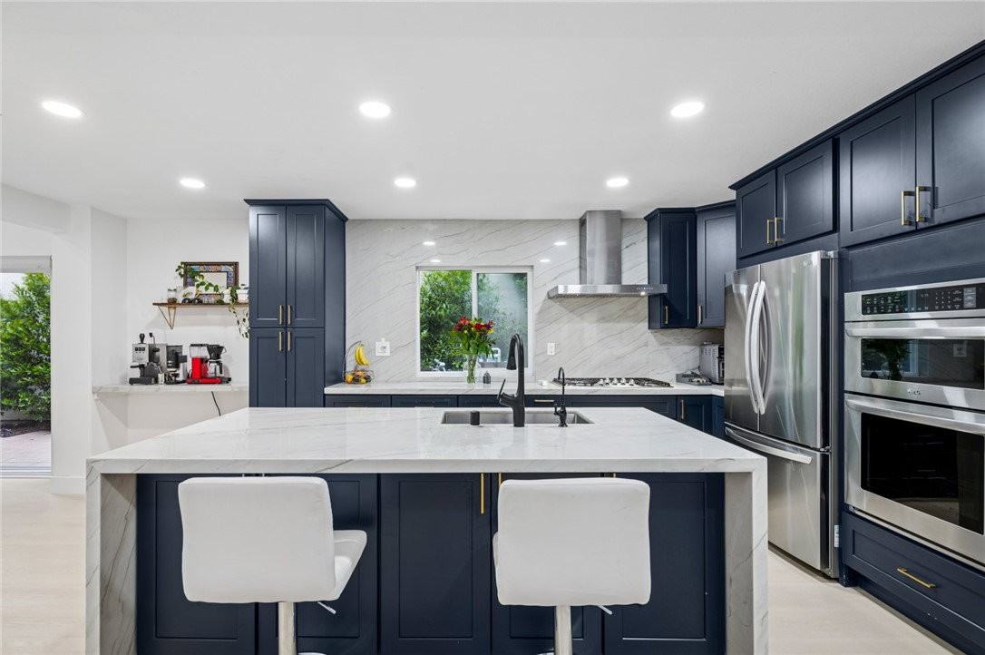 37 Shearwater Pl - Photo 4 of 8