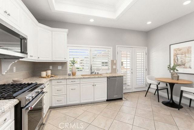 33 Wimbledon Ct - Photo 4 of 8