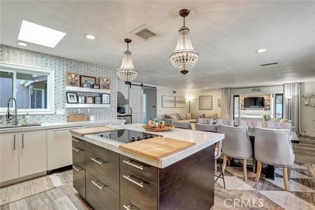 25262 Tasman Rd - Photo 3 of 6