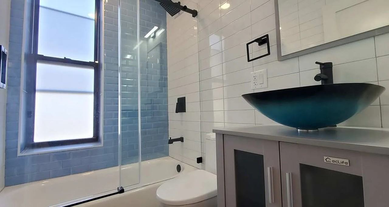 555 East 137th Street #PH3 - Photo 5 of 10