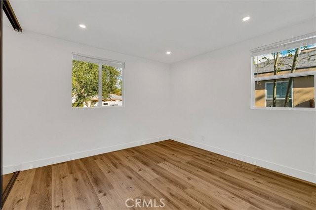 22134 Gilmore St - Photo 4 of 8
