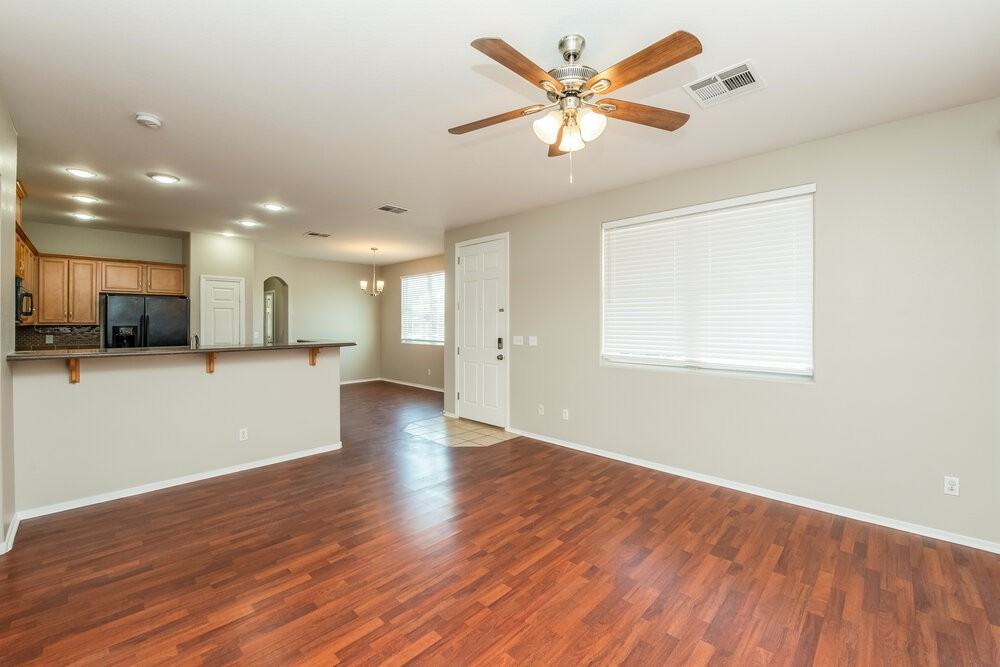 6604 Frances Celia Ave - Photo 4 of 16