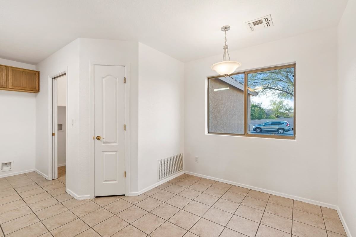 6322 W Desert Laurel Ln - Photo 6 of 21