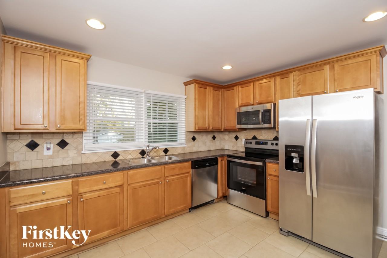 3224 Chisholm Trl Sw - Photo 4 of 15
