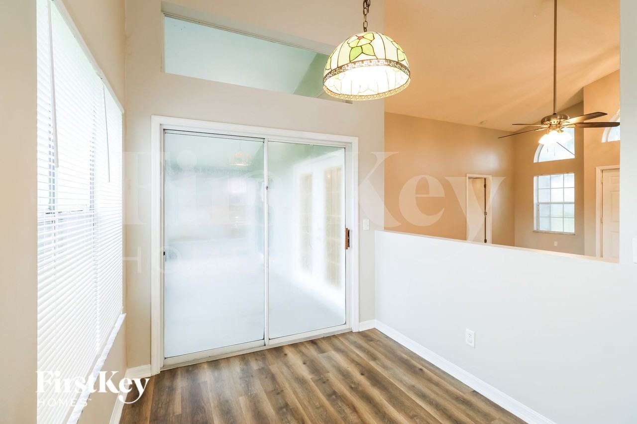 1237 Cheb Pl Nw - Photo 4 of 16