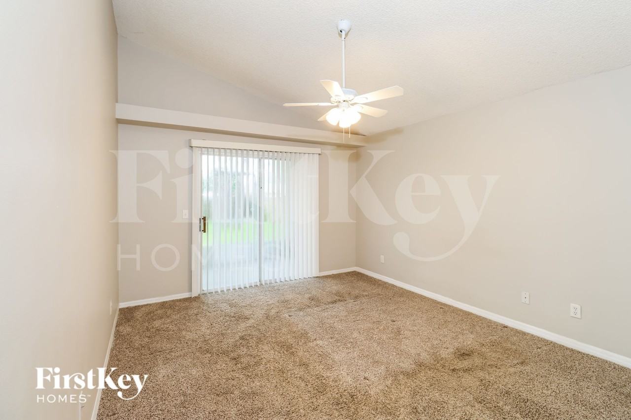 1237 Cheb Pl Nw - Photo 7 of 16