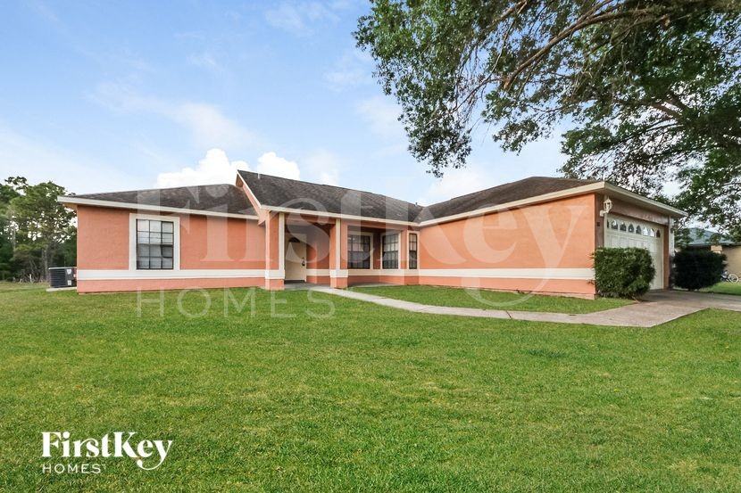 815 Adour Dr - Photo 2 of 15