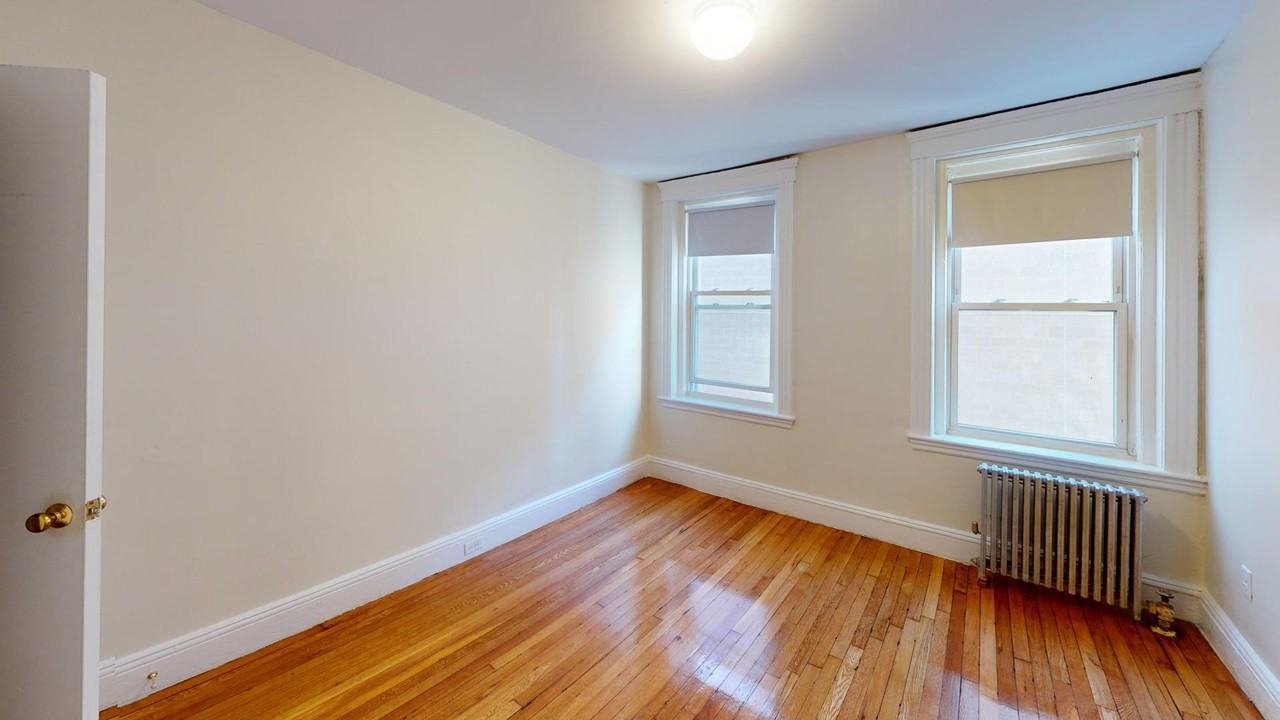 1191 Boylston St #33 - Photo 7 of 11