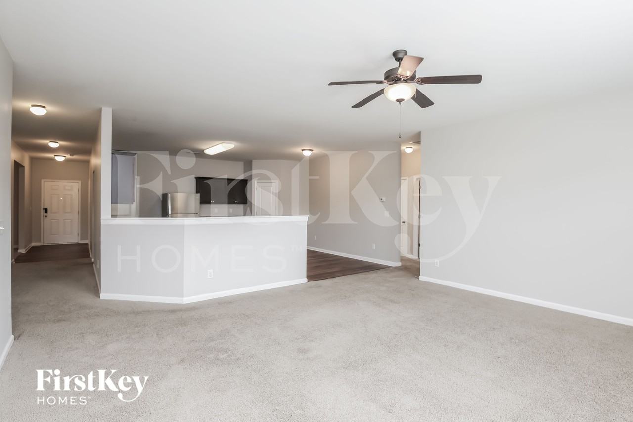 4221 Weeping Willow Dr - Photo 7 of 18