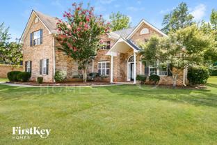 381 Glouchester Dr - Photo 1 of 1