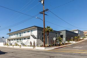 featured image of 209 207, 209 & 211 Sierra Street