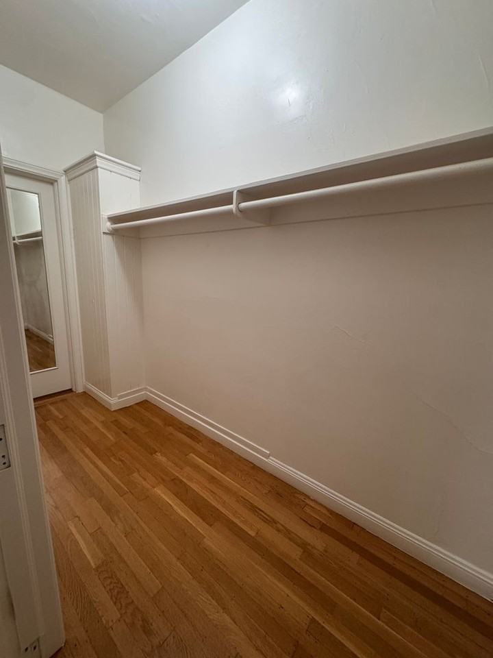 Fortview Apartment - Photo 4 of 14