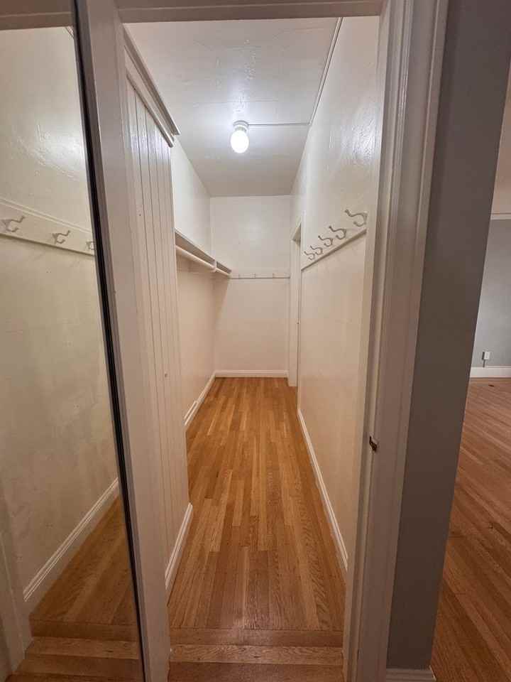 Fortview Apartment - Photo 5 of 14
