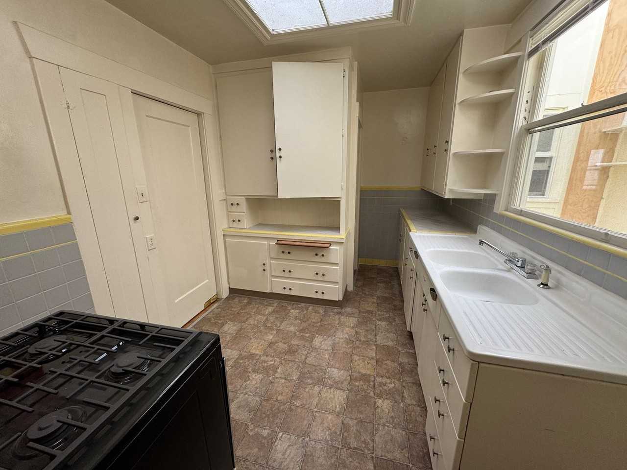 2346 27th Ave - Photo 7 of 16