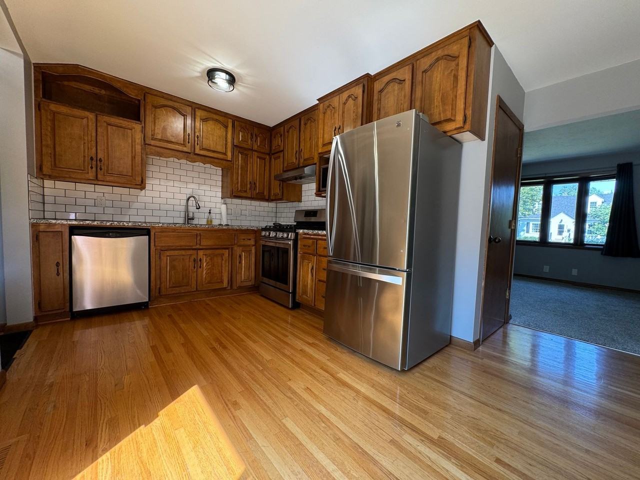 6314 Knox Ave S - Photo 2 of 39
