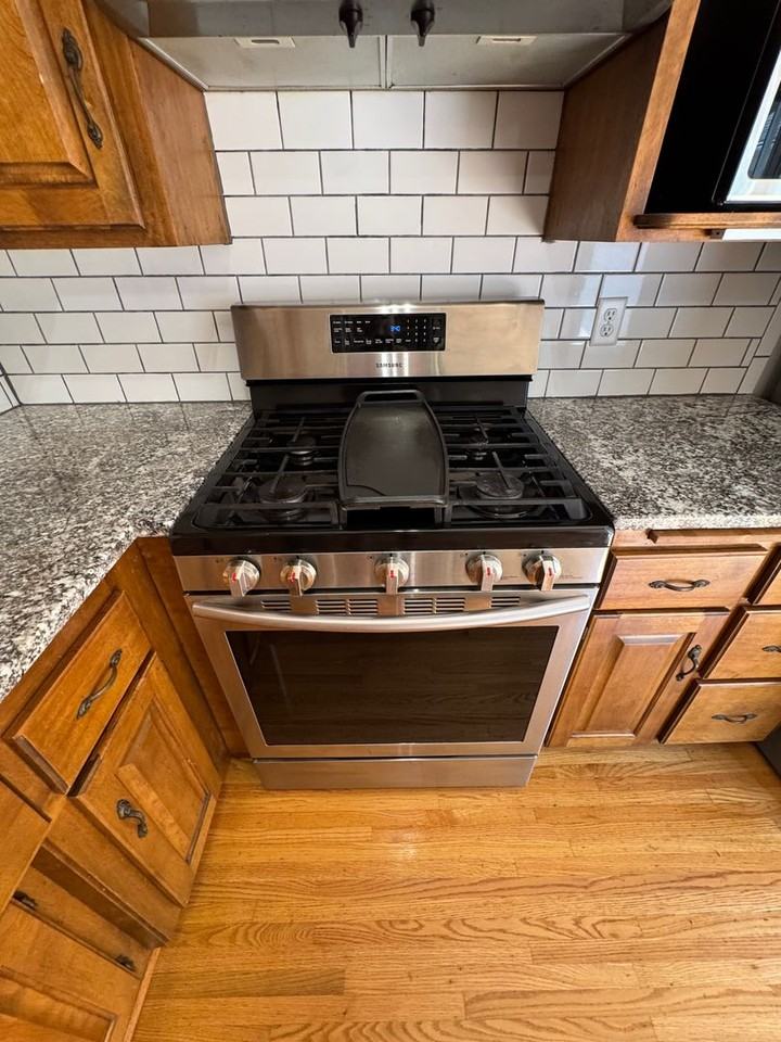6314 Knox Ave S - Photo 5 of 39