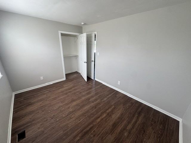 2214 Jefferson St - Photo 7 of 10