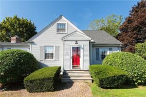 featured image of 8 Fenner Ave
