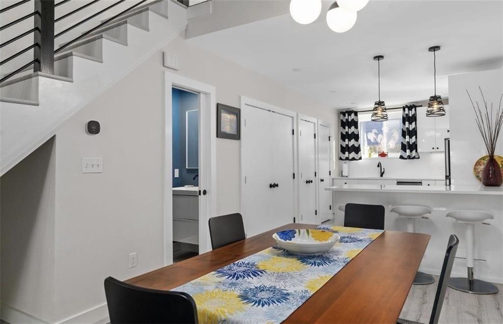 26 W Narragansett Ave ##3 - Photo 6 of 16