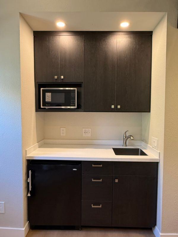 25520 Aragon Way - Photo 3 of 20