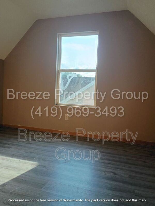 2816 Benford Ln - Photo 6 of 9