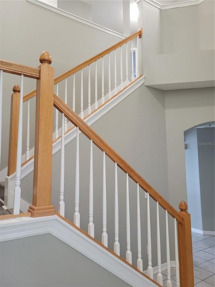 7215 Colonial Lake Dr - Photo 4 of 26