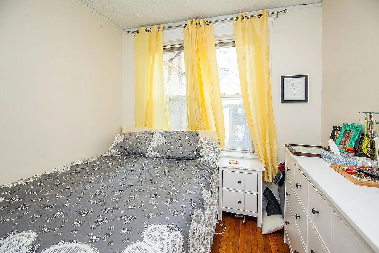 33 Walbridge St #3 - Photo 3 of 10