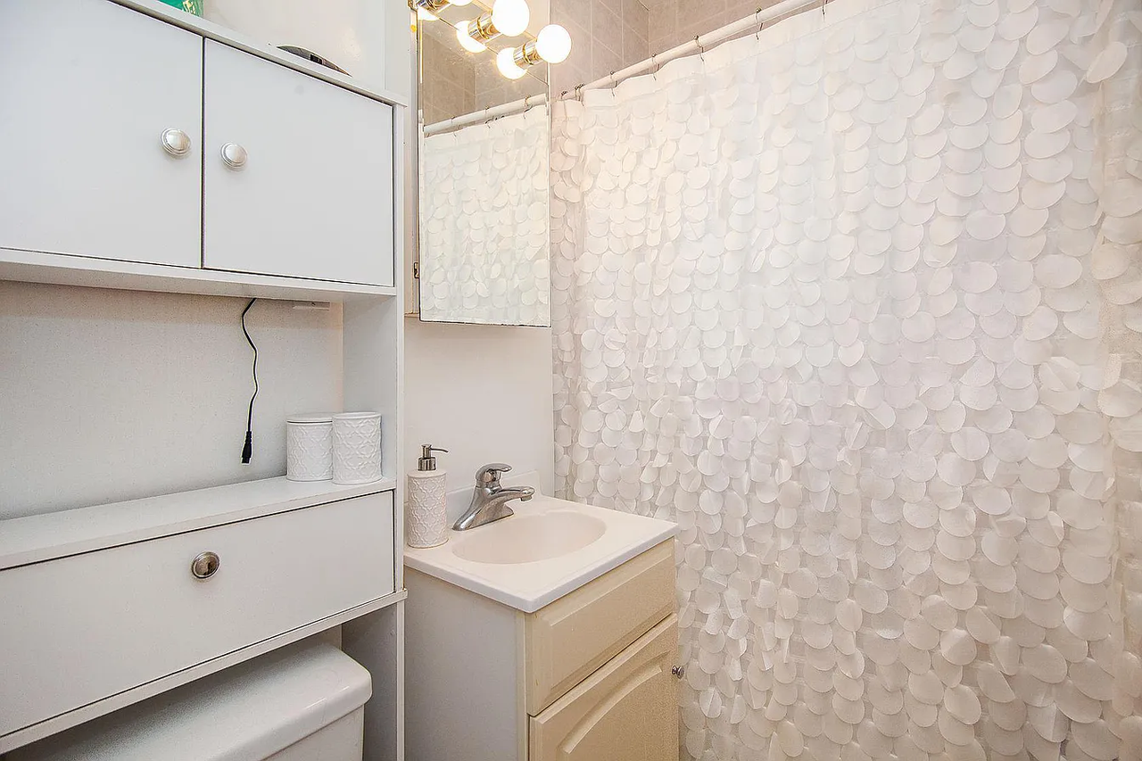 33 Walbridge St #3 - Photo 4 of 10